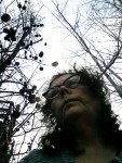 12-11-15-selfie-with-oak-galls-and-trees
